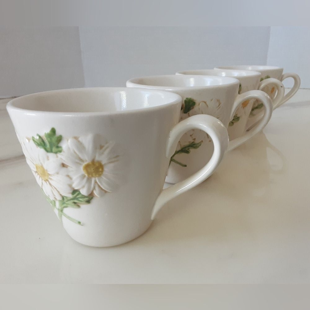 METLOX Pottery PoppyTrail Sculptured Daisy Cups - USA Set Of 4 - Vtg - Picture 5 of 9